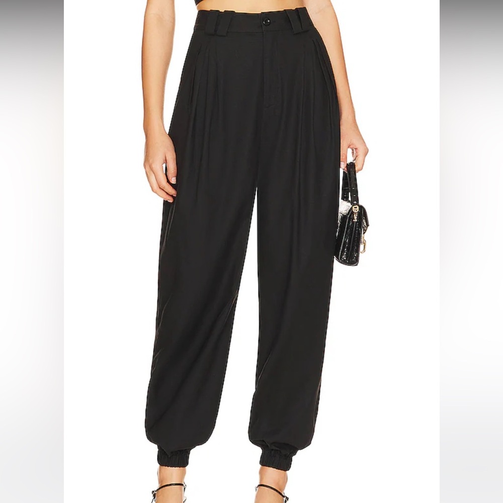 L’Academie Roux Pant in Black